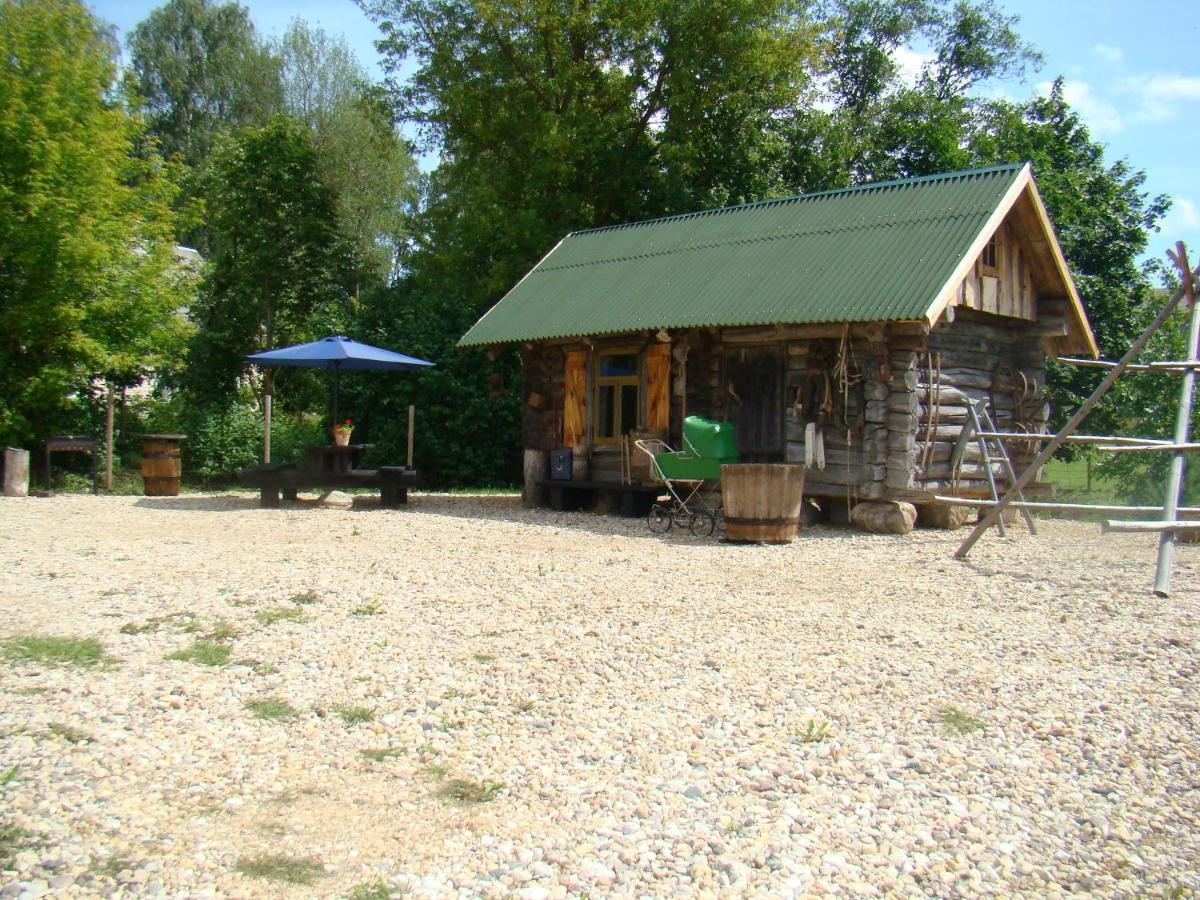 A, Kas Tja Byus? Aglona Exterior foto